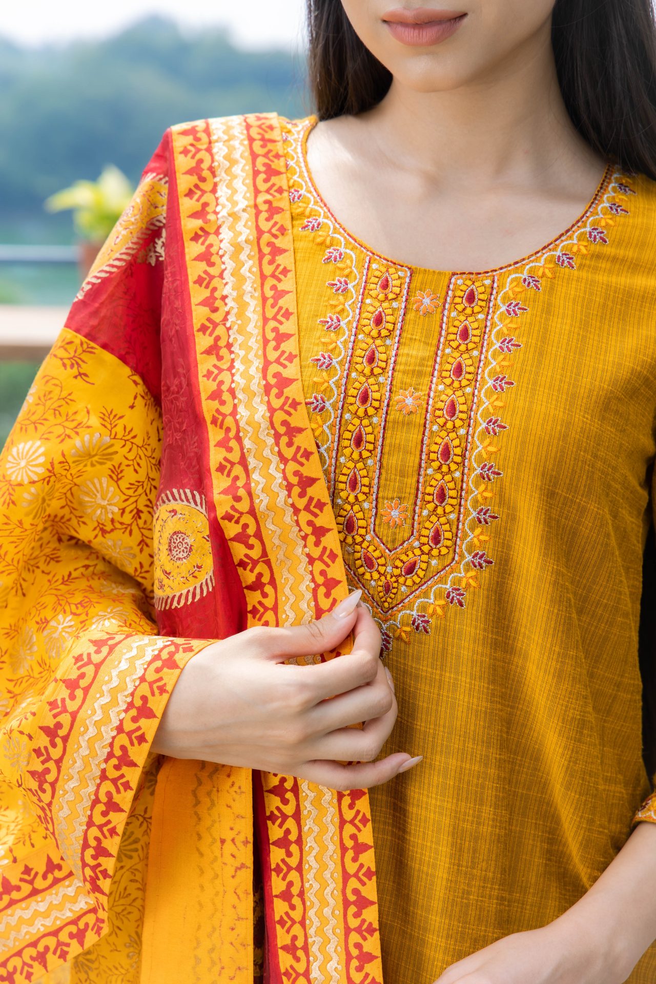 Shama Yellow Suit Set