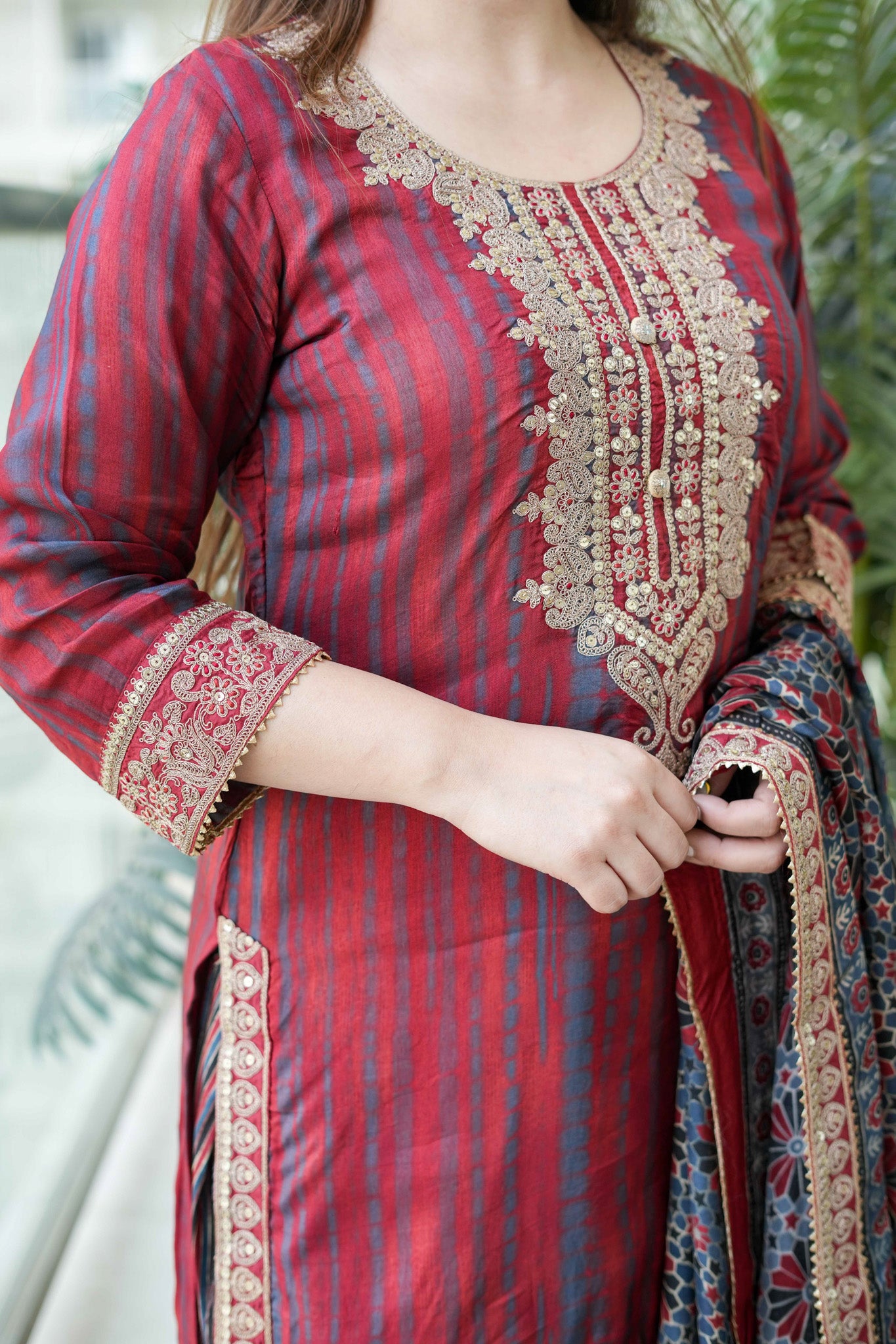 Zaina Embroidered Suit Set