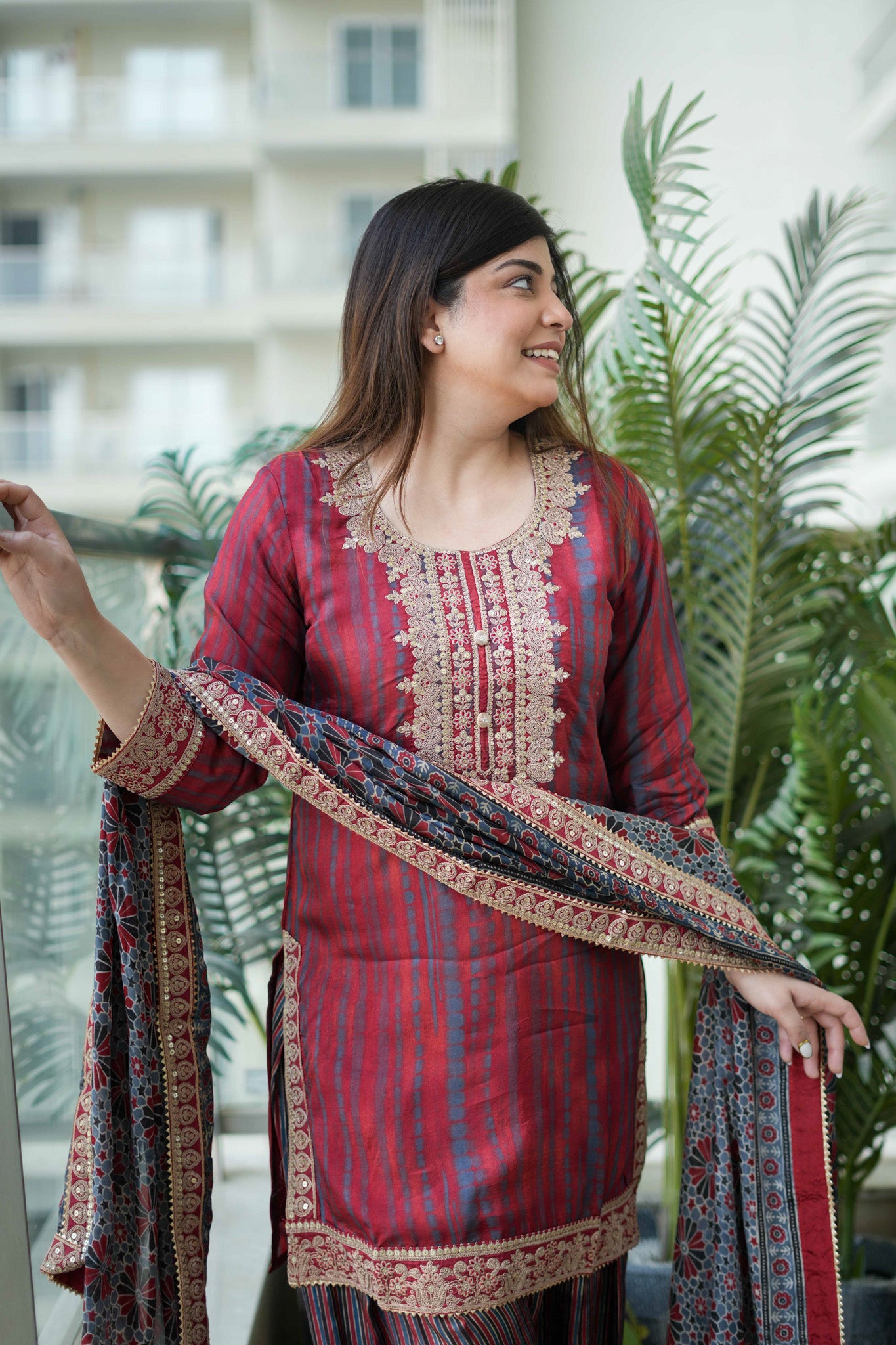 Zaina Embroidered Suit Set