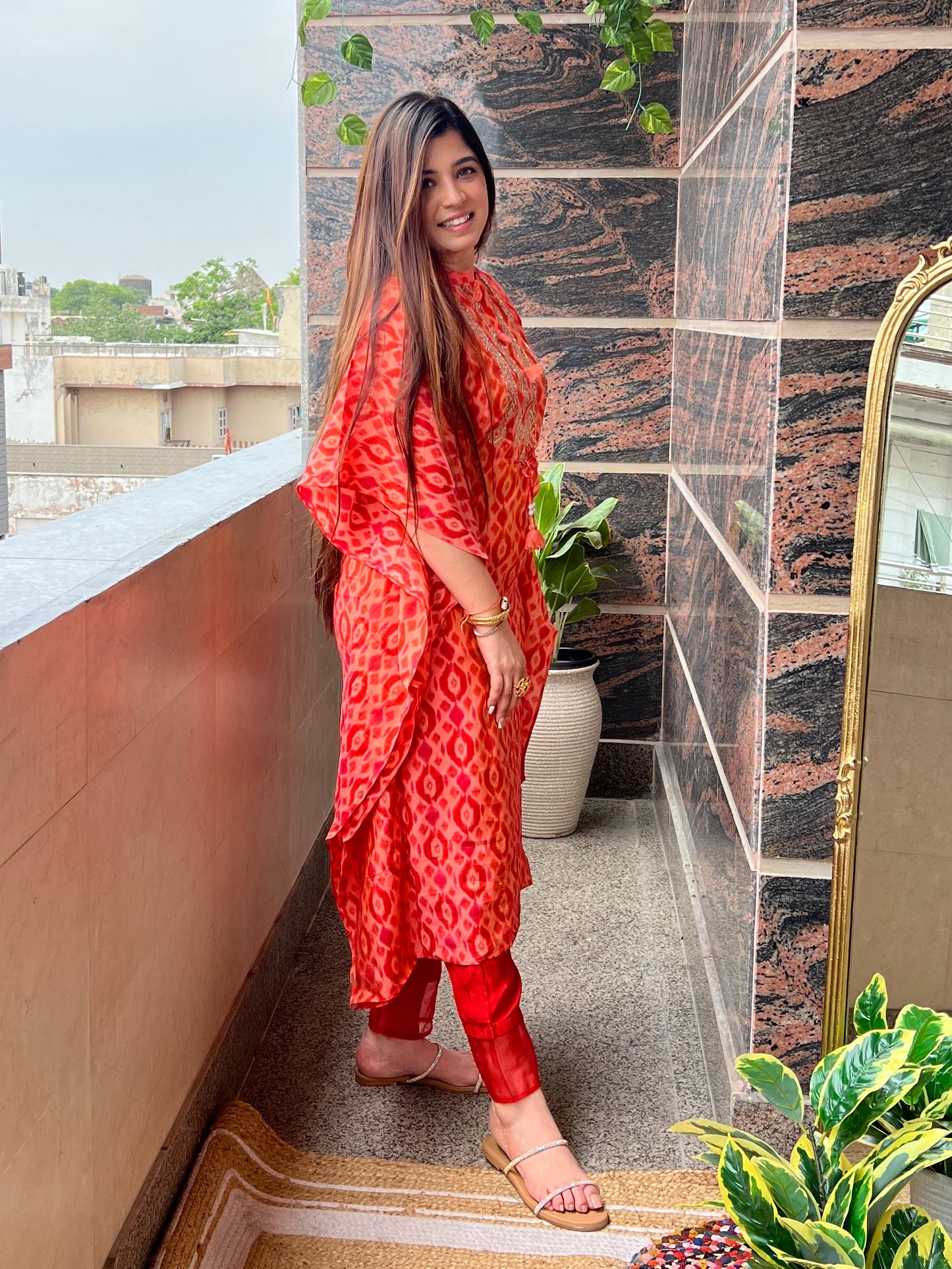 Naaz Shades Of Red Kaftan With Pants