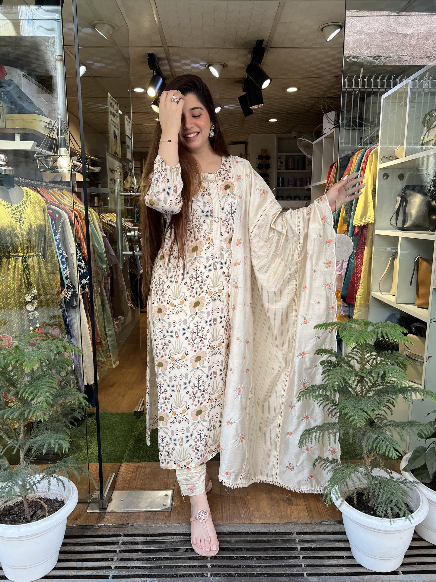 Ras White Printed Muslin Sui Set
