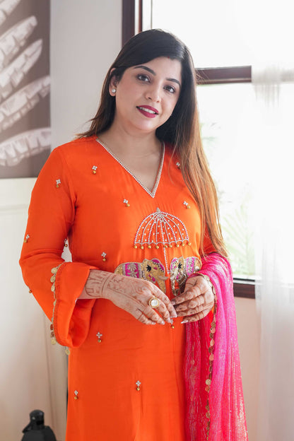 Inayat Orange Suit With Pink Dupatta