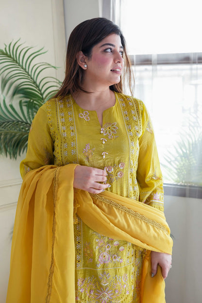 Sameera Embroidered Pakistani Suit Set