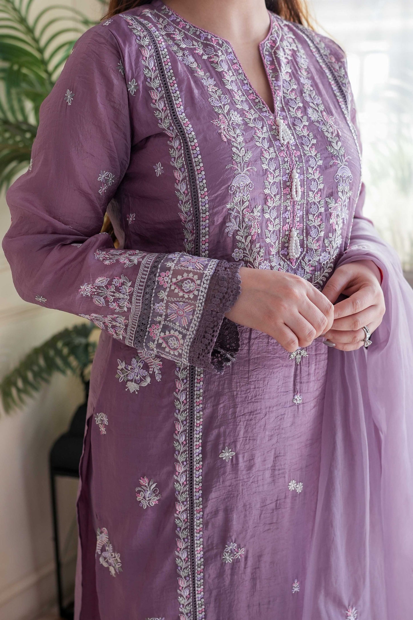 Sareen Embroidered Pakistani Suit Set