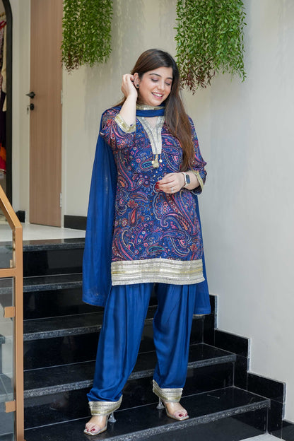 Rivaana Printed & Lace Detailing Suit Set