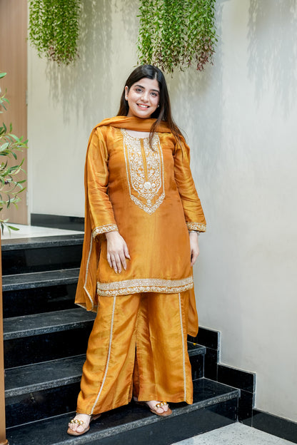 Ruva Embroidered Suit Set