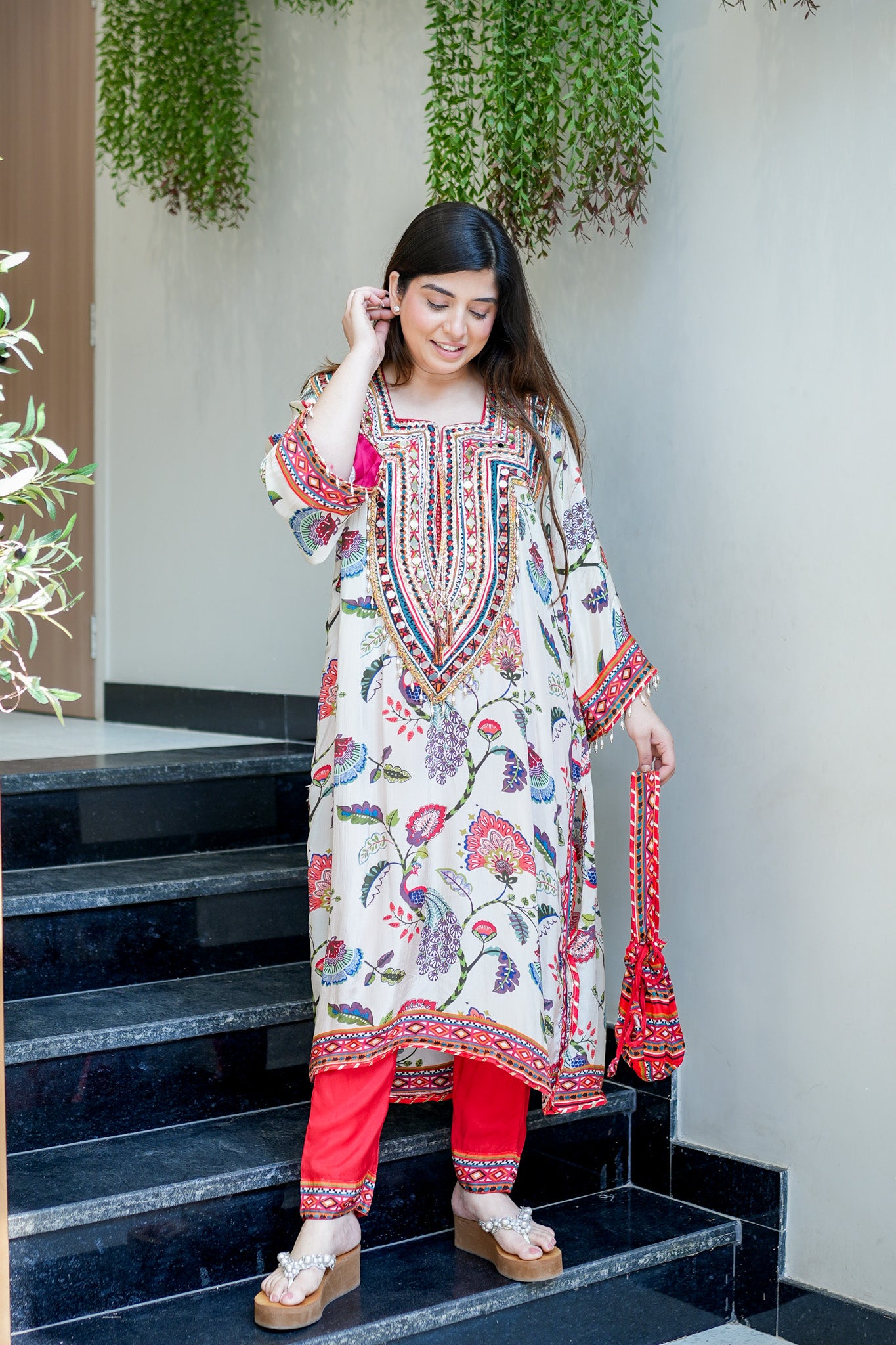 Kridha Embroidered Chogha Set