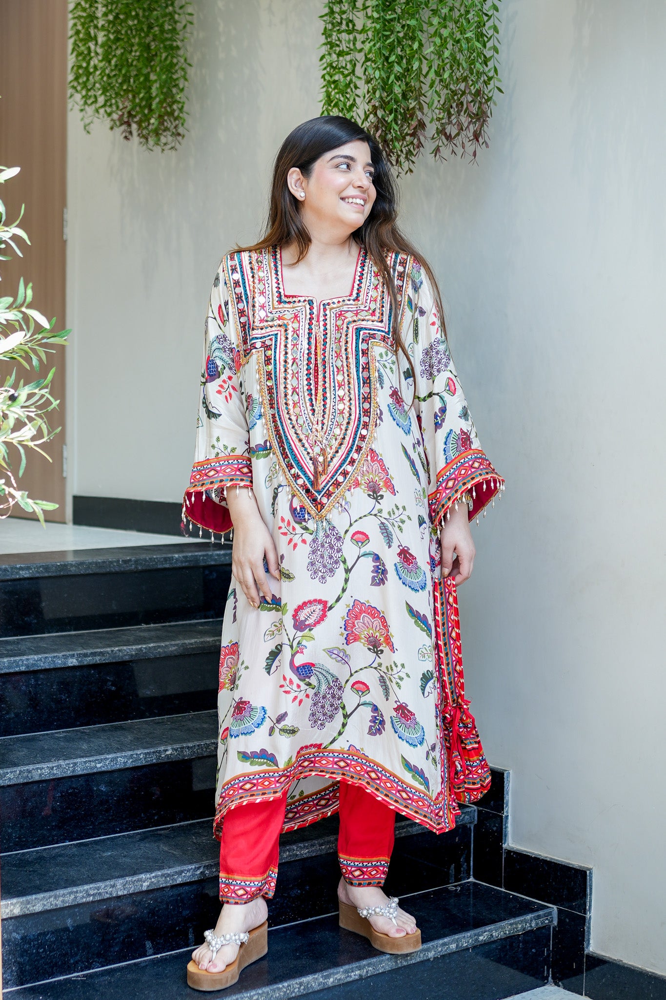 Kridha Embroidered Chogha Set