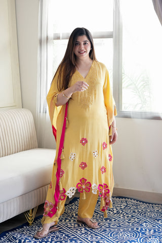 Gazal Yellow Floral Thread Detailing Kaftan Set