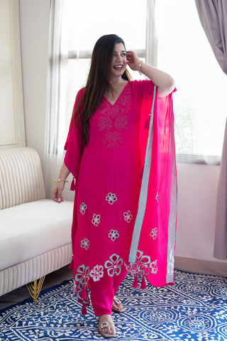 Gazal Hot Pink Floral Thread Detailing Kaftan Set