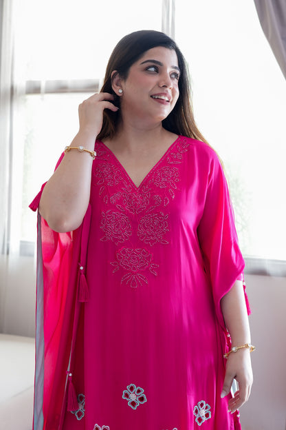 Gazal Hot Pink Floral Thread Detailing Kaftan Set