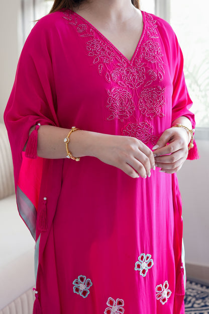 Gazal Hot Pink Floral Thread Detailing Kaftan Set