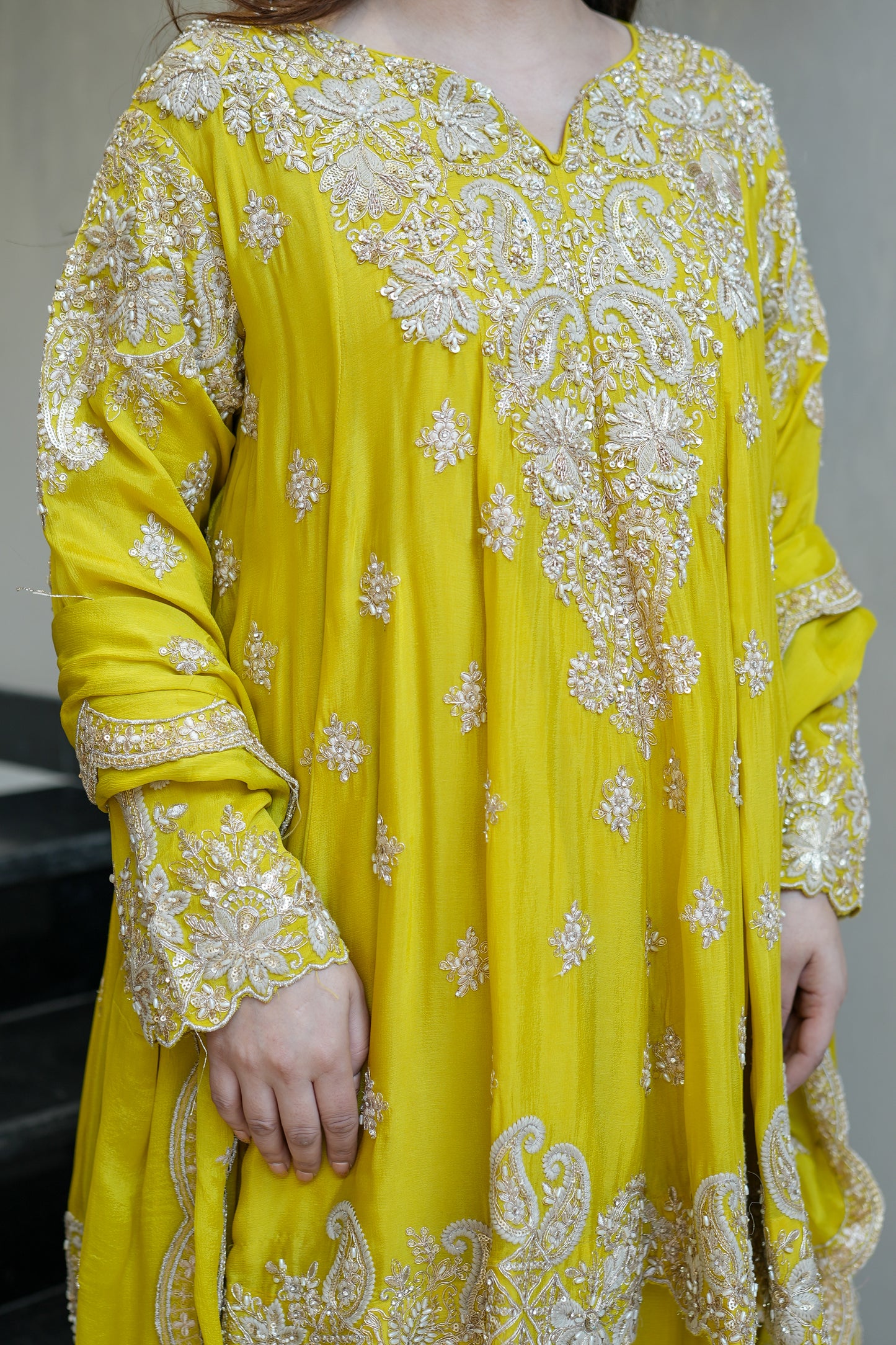 Riyasa Hand Embroidered Suit Set