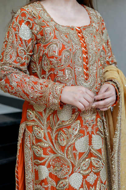 Yuvisha Hand Embroidered Suit Set