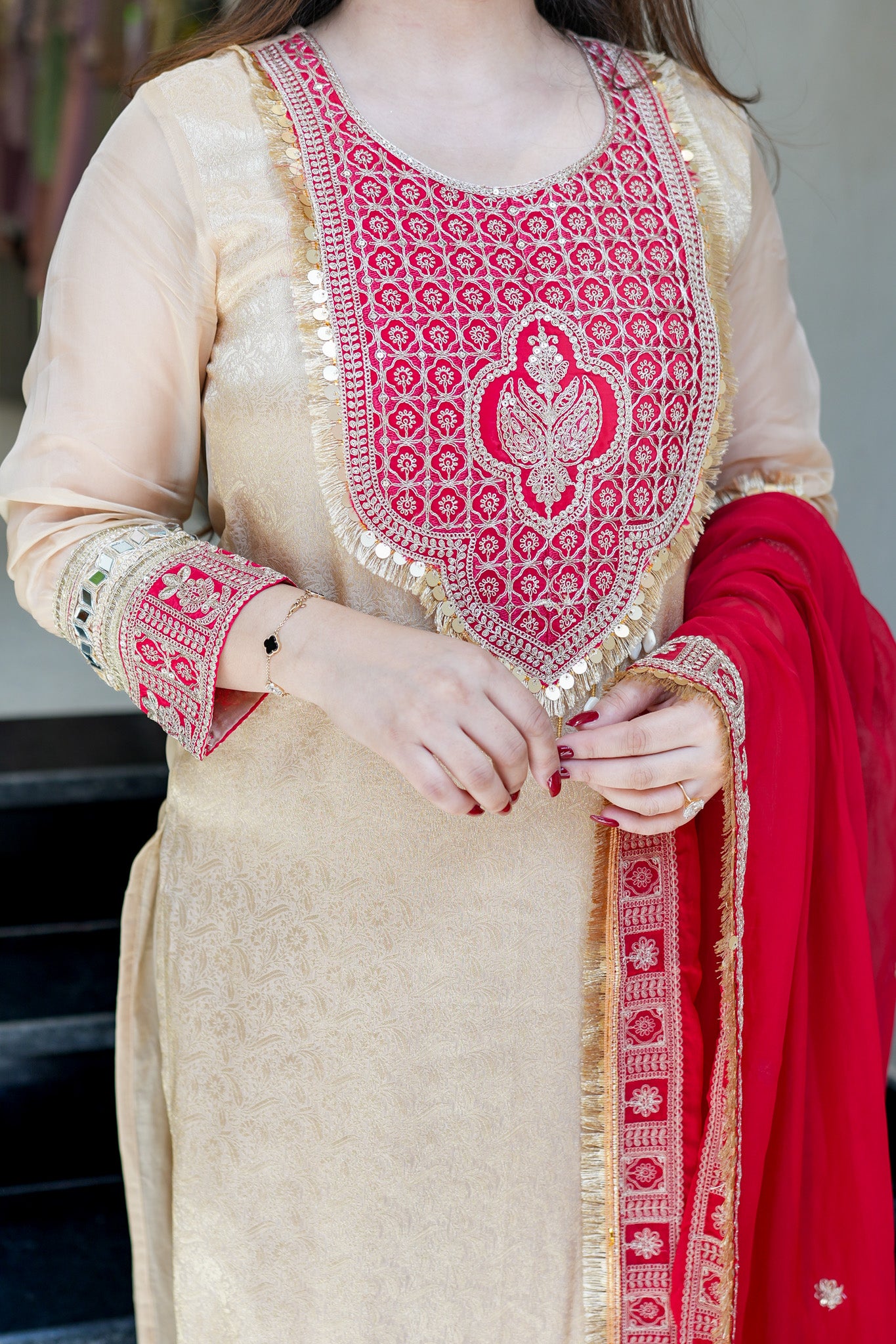 Vainavi Embroidered Suit Set