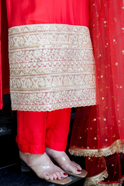 Lavira Embroidered Suit Set