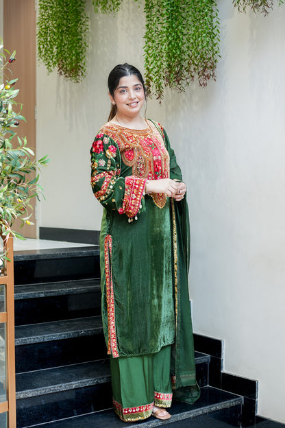 Rijhaya Hand Embroidered Suit Set