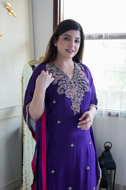 Bageecha Purple Embroidred Kaftan