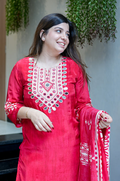 Ekisha Mirror Detailing Suit Set