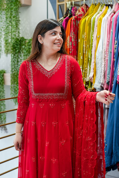Saanviya Embroidered Anarkali Suit Set