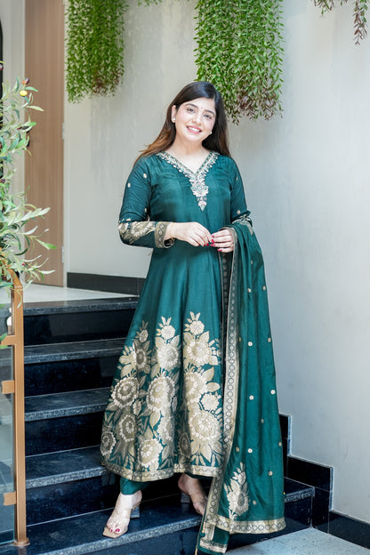 Isira Embroidered Anarkali Suit Set