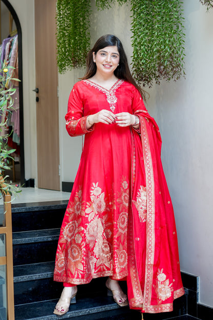 Isira Embroidered Anarkali Suit Set
