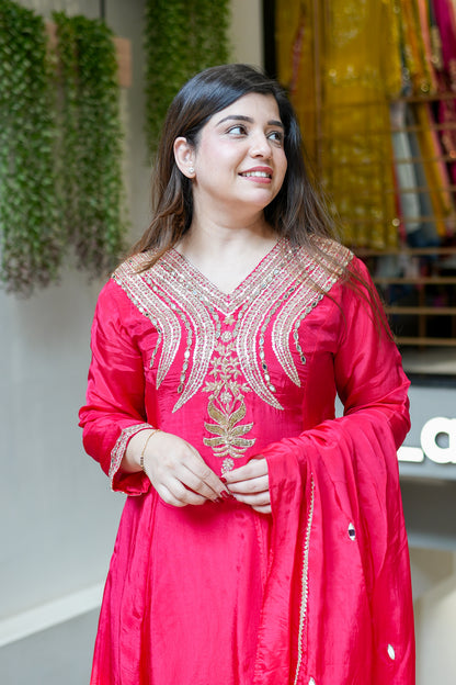 Rishaya Embroidered Suit Set