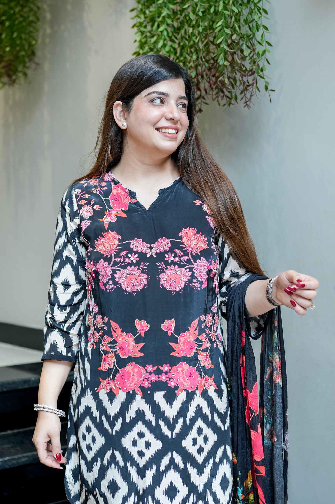 Vidhita Floral Printed Suit Set