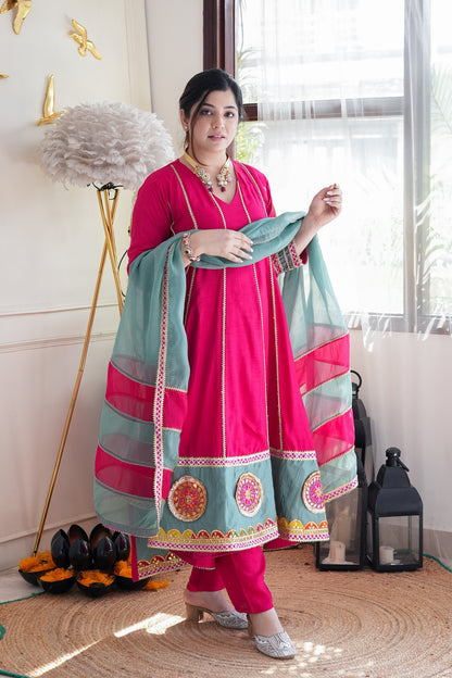 Devi Pink Anarkali Suit With Gotta Detailing