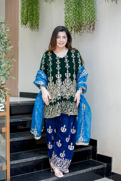 Eknoor Embroidered Velvet Short Anarkali Set