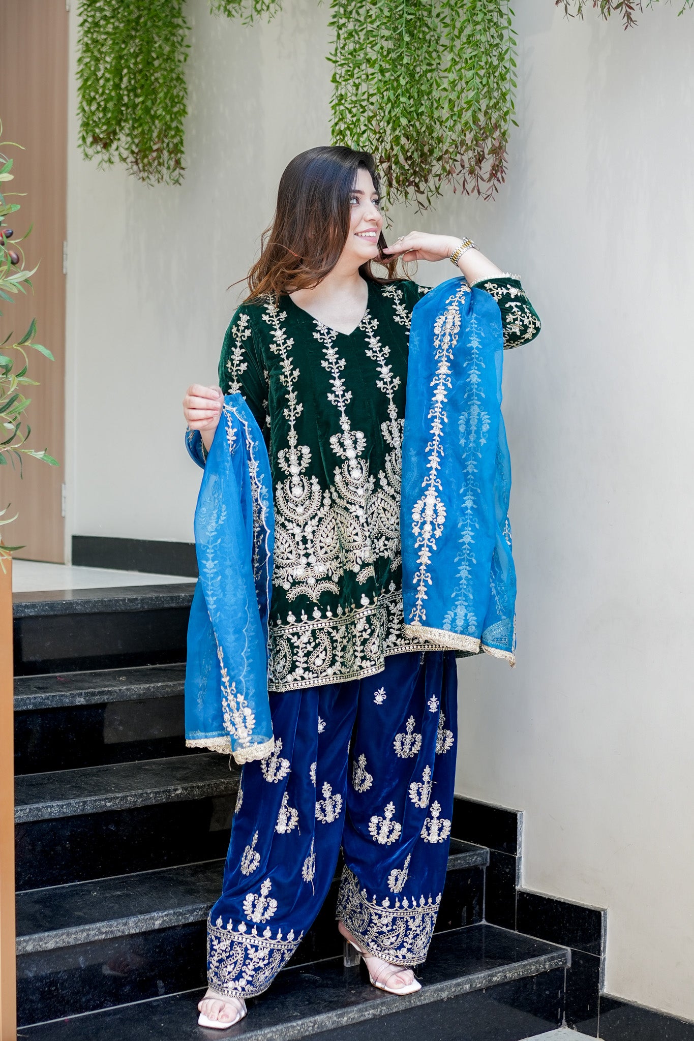 Eknoor Embroidered Velvet Short Anarkali Set