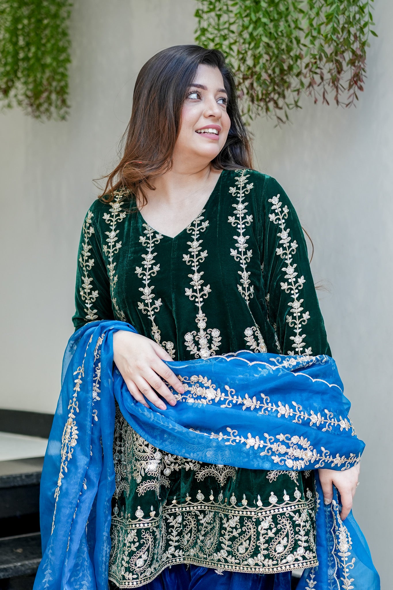 Eknoor Embroidered Velvet Short Anarkali Set