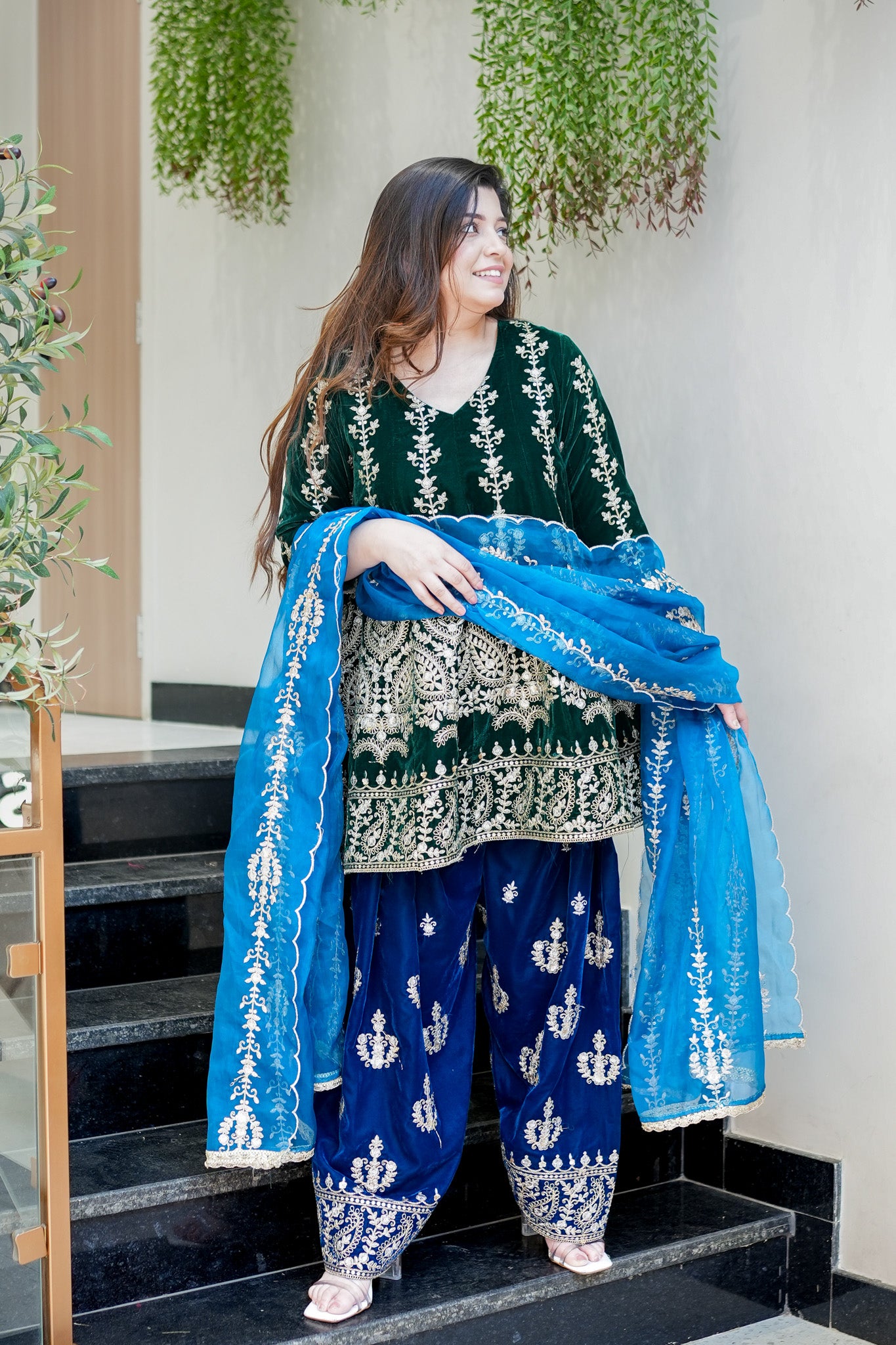 Eknoor Embroidered Velvet Short Anarkali Set