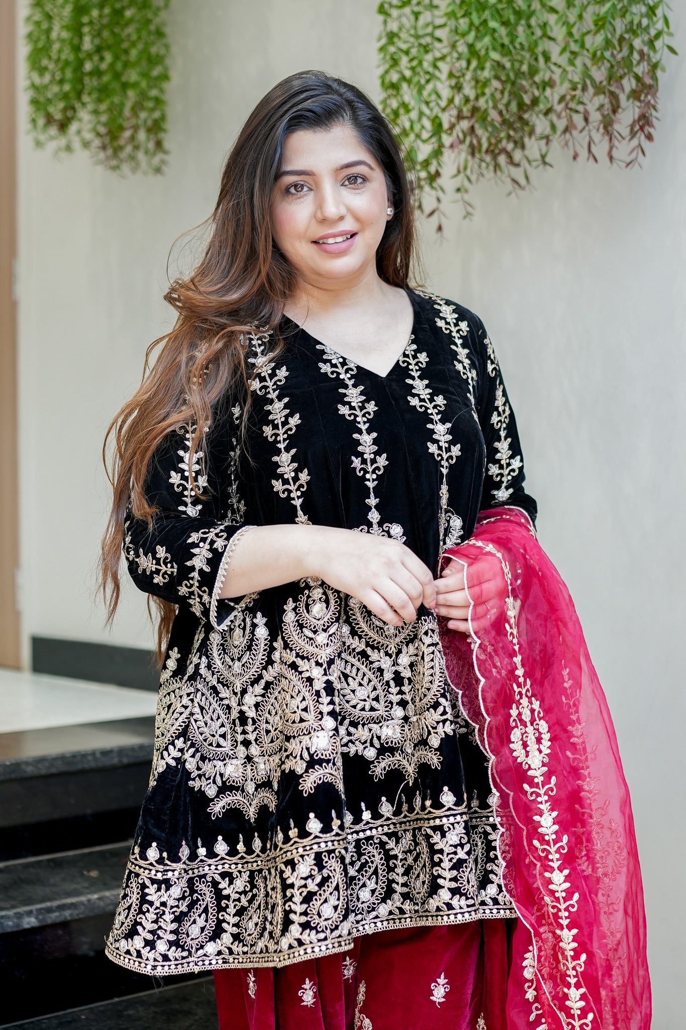 Eknoor Embroidered Velvet Short Anarkali Set