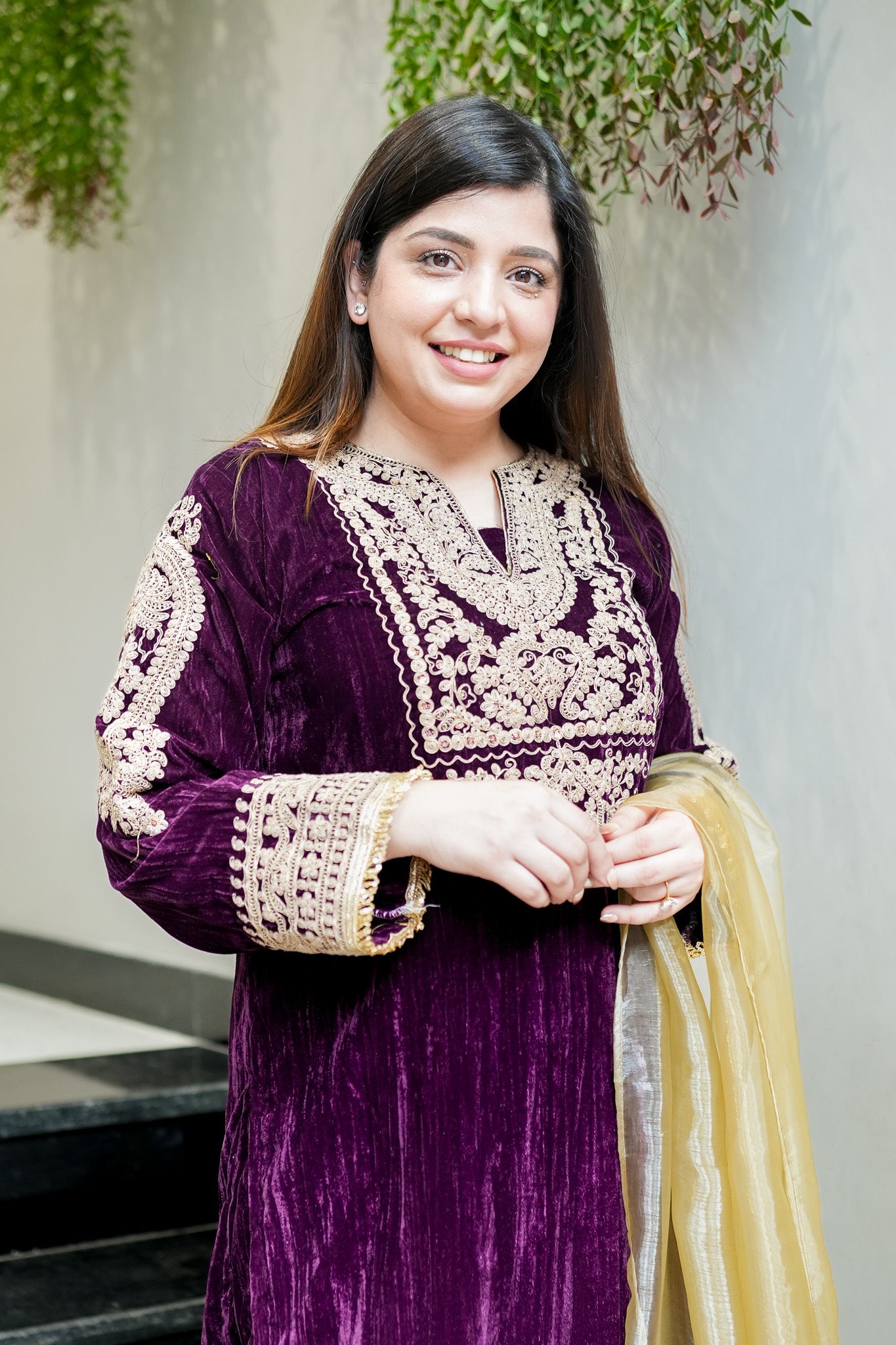 Mahi Embroidered Velvet Suit Set