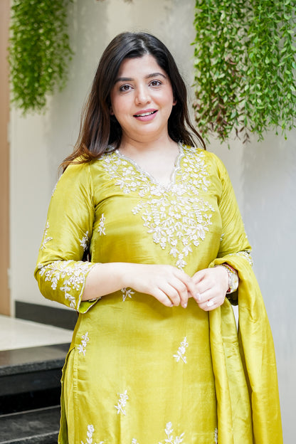 Aavika Embroidered Suit Set