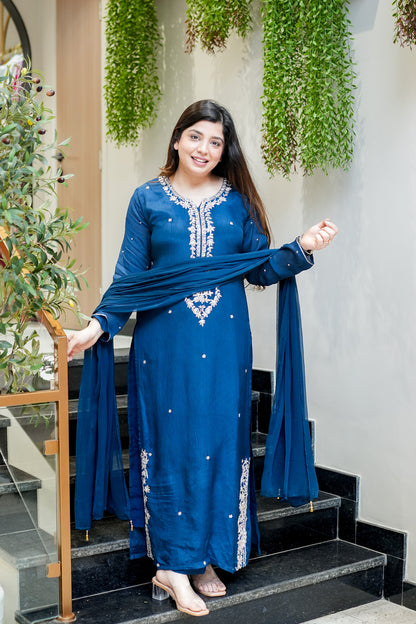 Reem Embroidered Suit Set