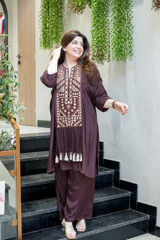 Kinza Embroidered Co ord Set