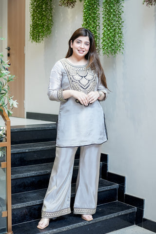 Vridahna Grey Silk Cord Set