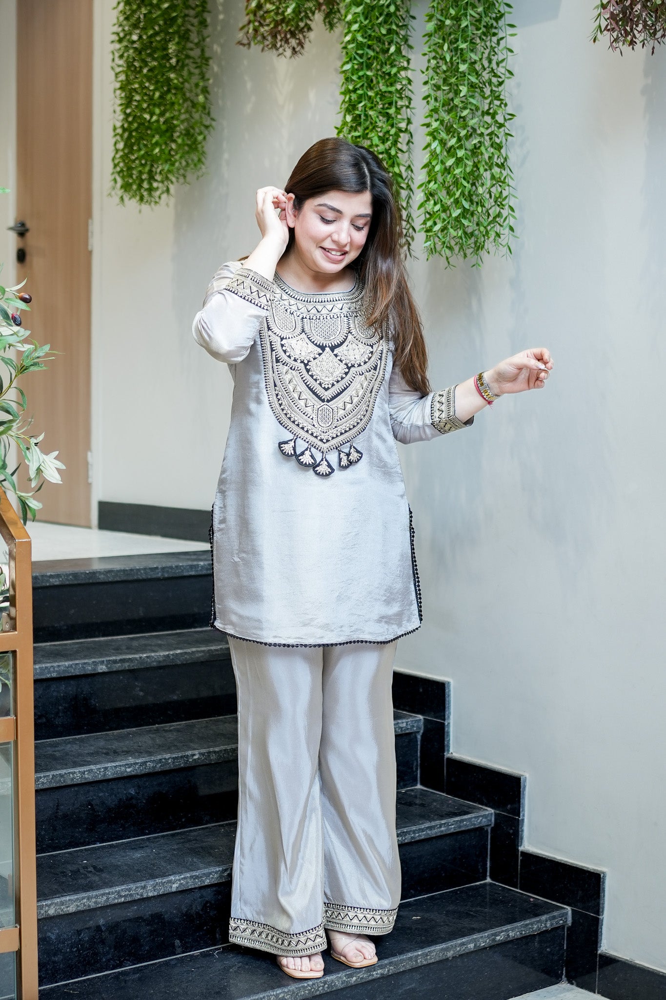 Vridahna Grey Silk Cord Set