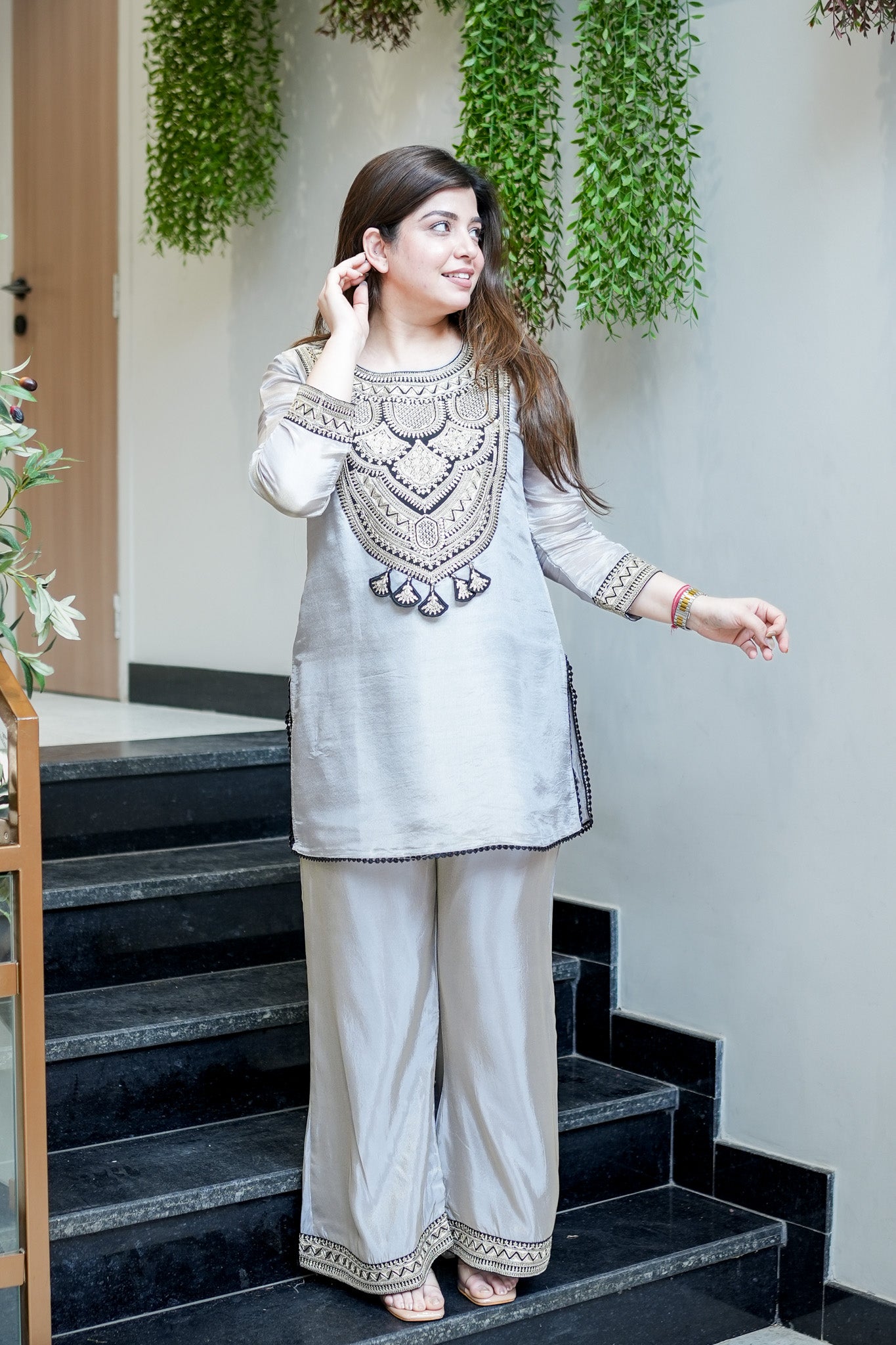 Vridahna Grey Silk Cord Set