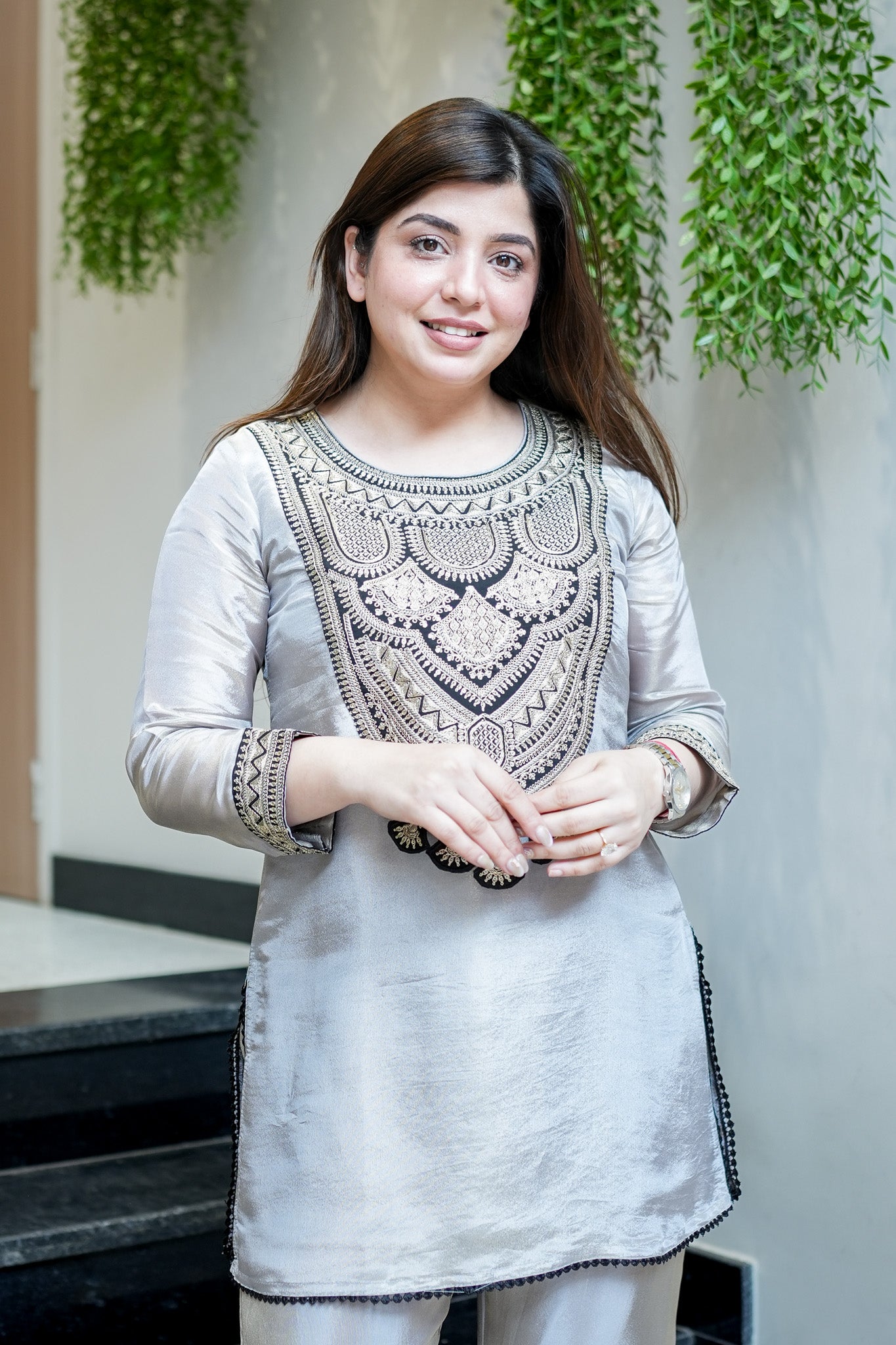 Vridahna Grey Silk Cord Set