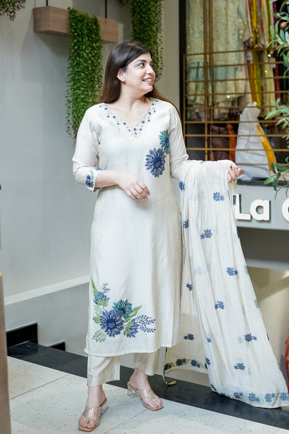 Fariha Embroidered Suit Set