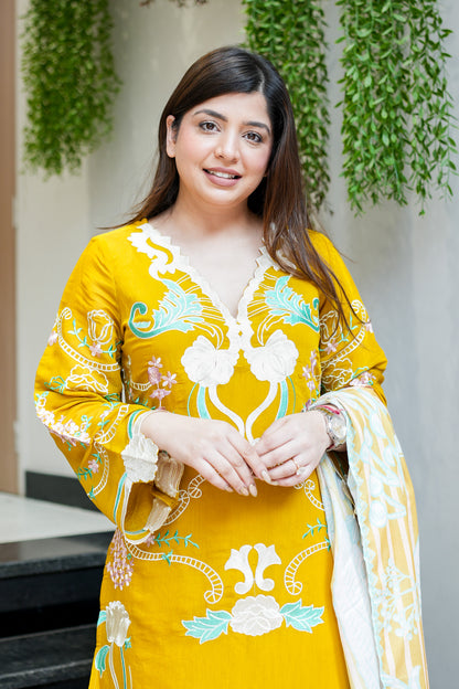 Hania Cutwork Cotton Suit Set