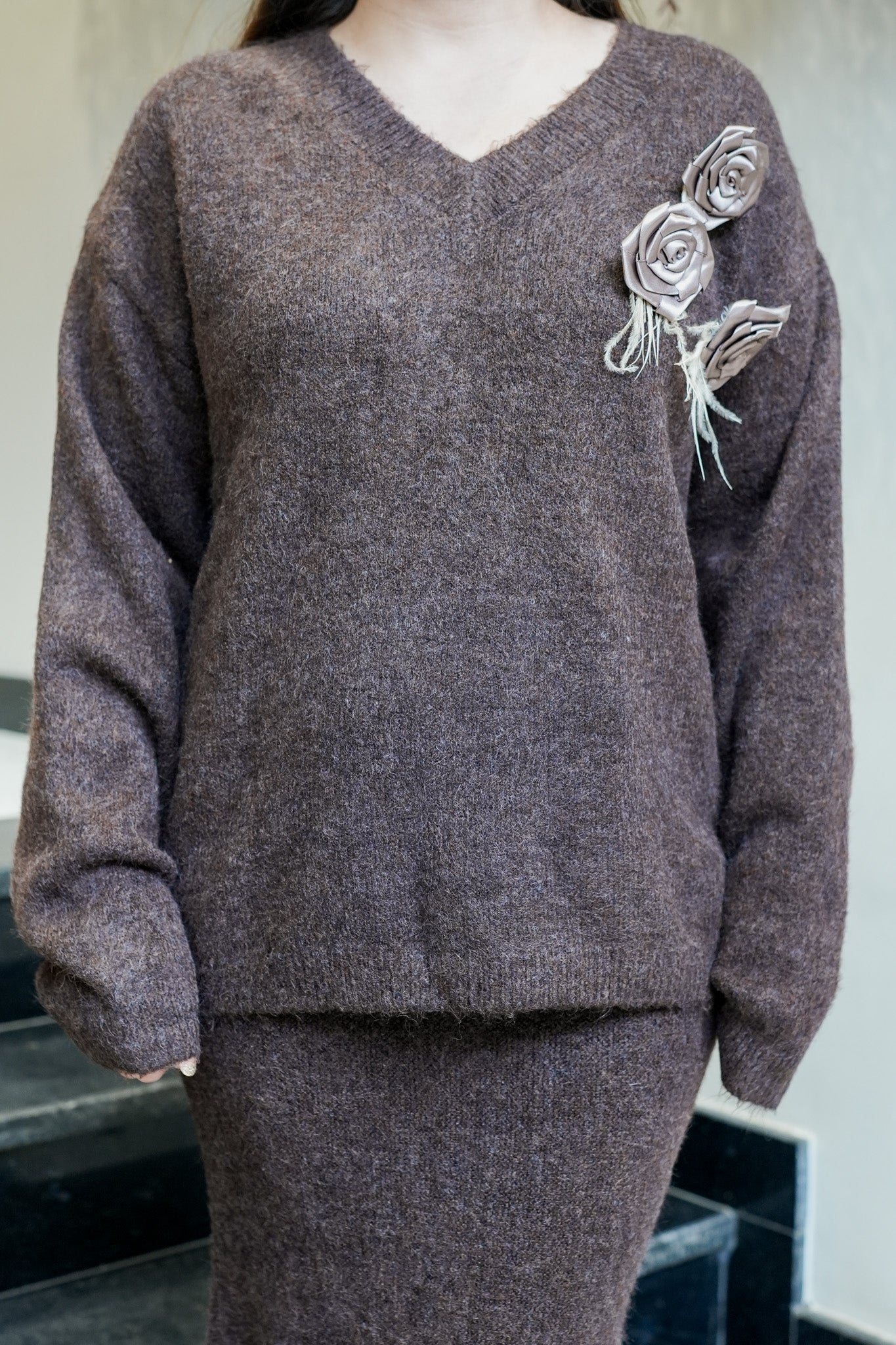 Hazel Flower Detailing Woollen Skirt Set