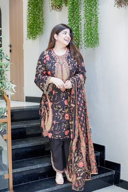 Mahnoor Cutwork Cotton Suit Set