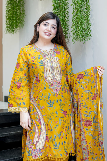 Mahnoor Cutwork Cotton Suit Set