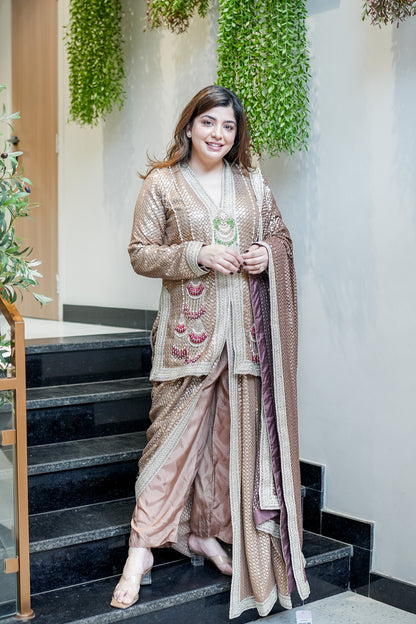 Aqsa Embroidred Luxe Suit Set