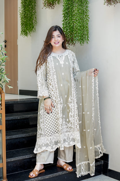 Ramsha Embroidered Pakistani Suit Set