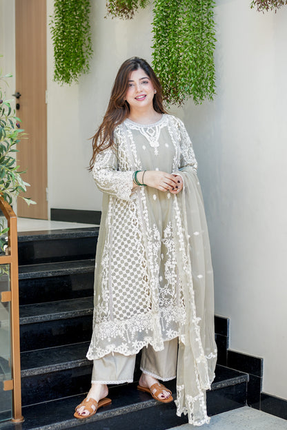 Ramsha Embroidered Pakistani Suit Set
